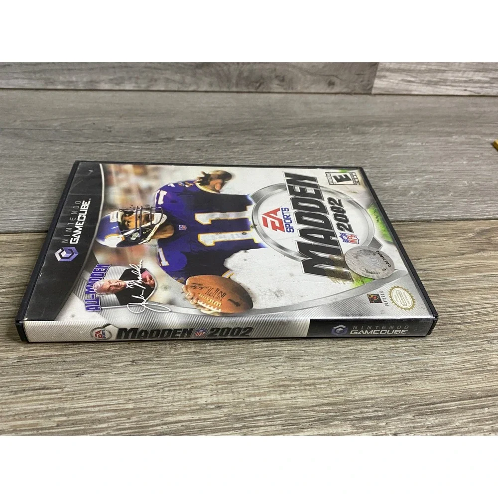 Madden NFL 2002 Nintendo‎ GameCube Game Case and Disc DOL-006 USA EA Sports